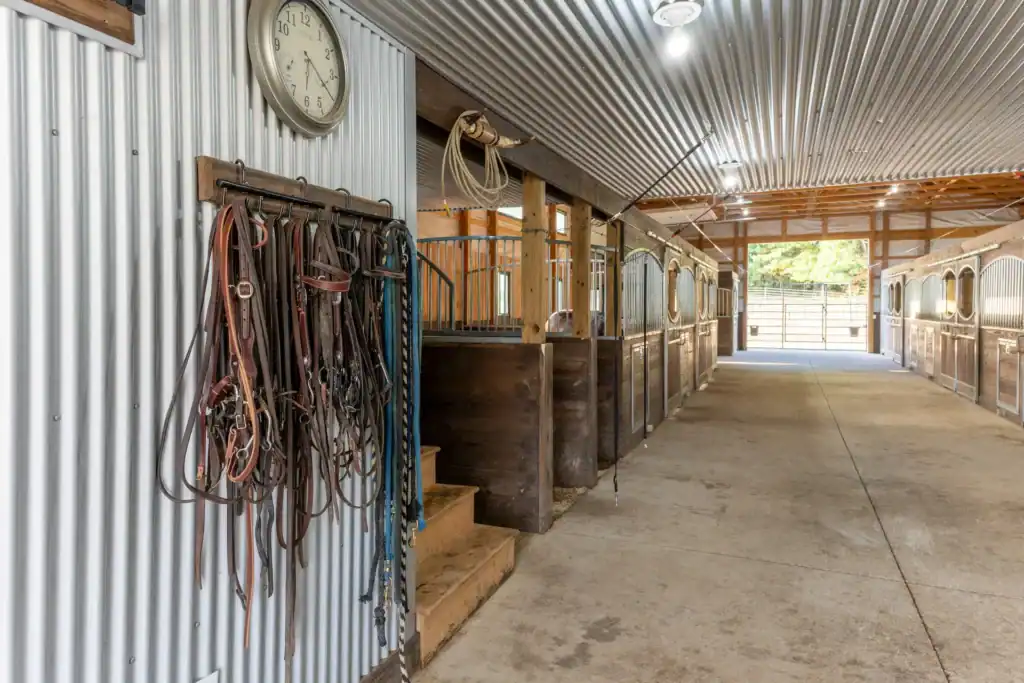 Horse Barn-24