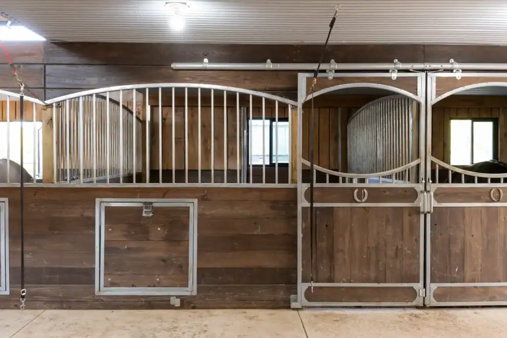 Horse Barn-28
